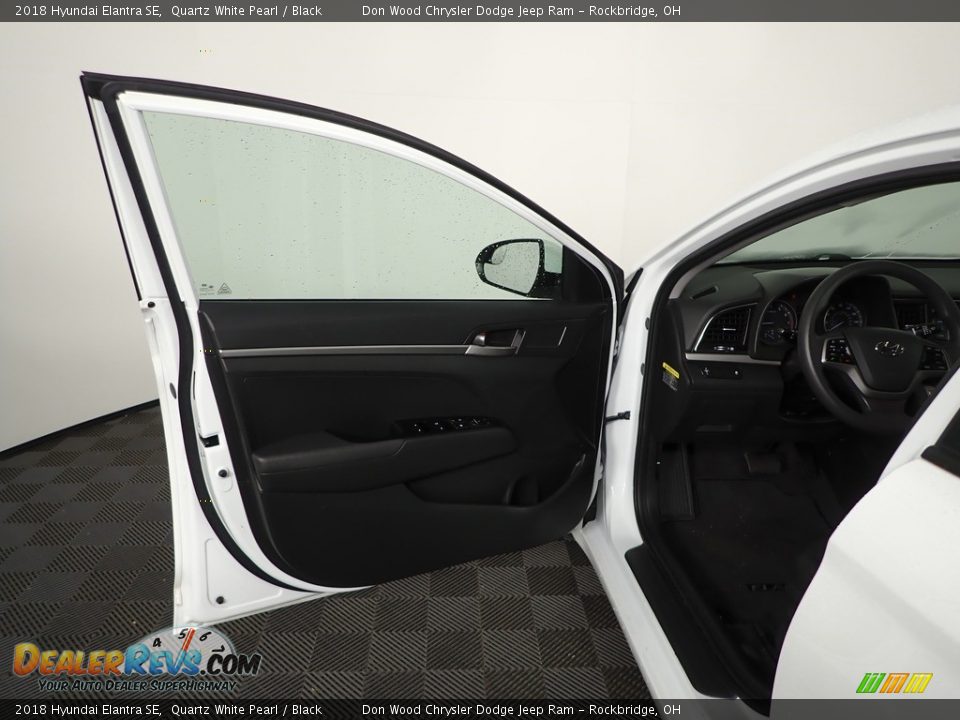 2018 Hyundai Elantra SE Quartz White Pearl / Black Photo #10