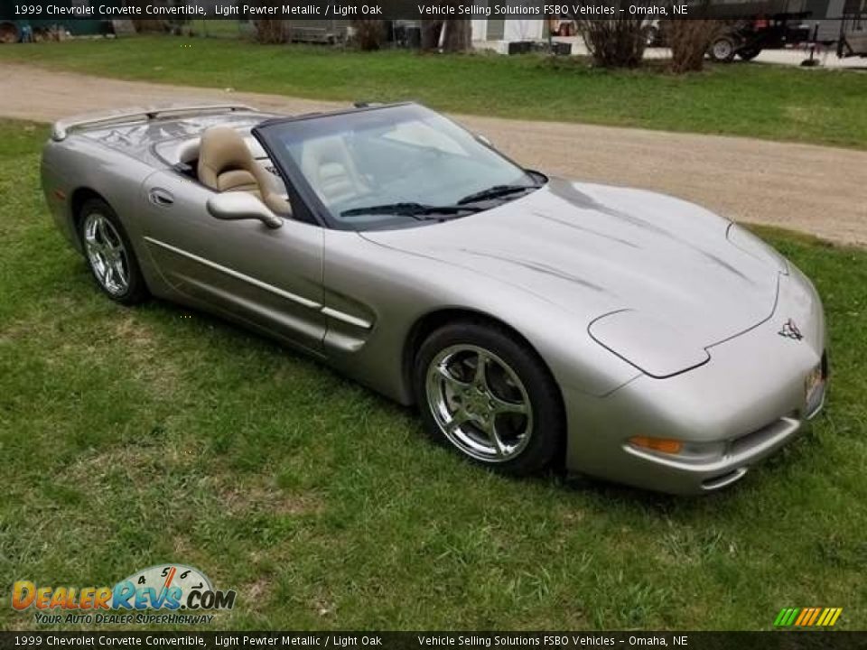 Front 3/4 View of 1999 Chevrolet Corvette Convertible Photo #1