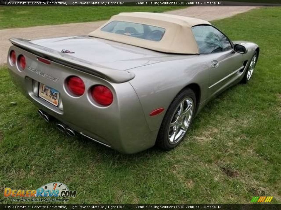 1999 Chevrolet Corvette Convertible Light Pewter Metallic / Light Oak Photo #2