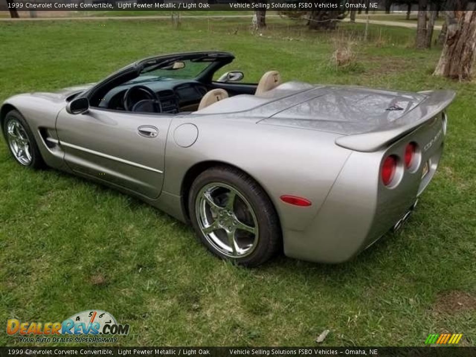 1999 Chevrolet Corvette Convertible Light Pewter Metallic / Light Oak Photo #7