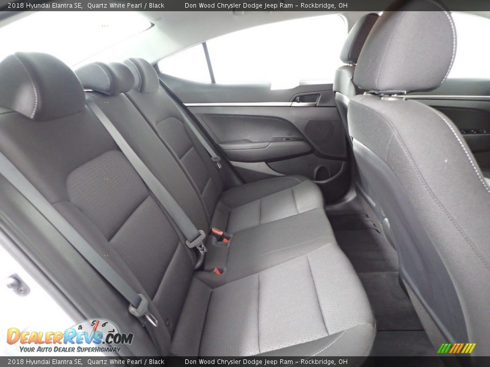 2018 Hyundai Elantra SE Quartz White Pearl / Black Photo #30