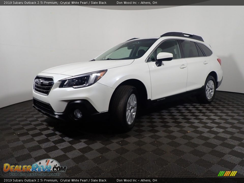 2019 Subaru Outback 2.5i Premium Crystal White Pearl / Slate Black Photo #8