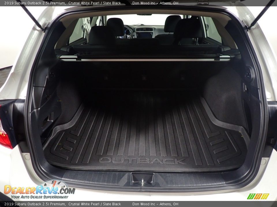 2019 Subaru Outback 2.5i Premium Crystal White Pearl / Slate Black Photo #15
