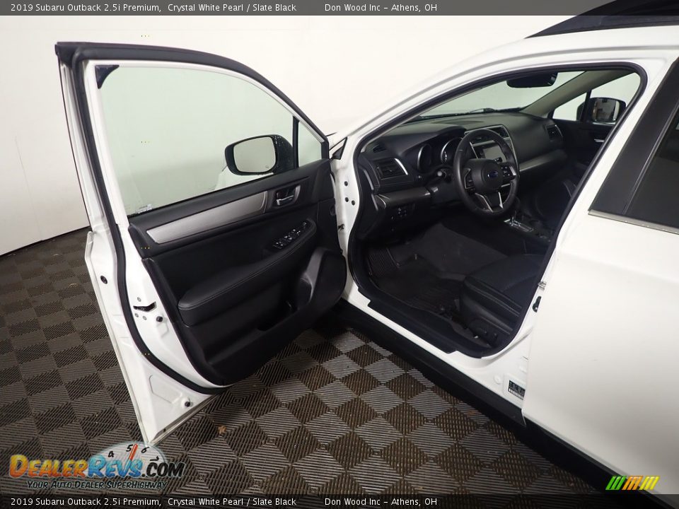 2019 Subaru Outback 2.5i Premium Crystal White Pearl / Slate Black Photo #20
