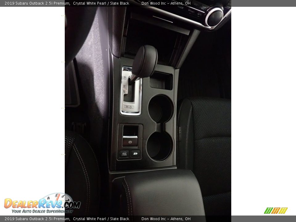 2019 Subaru Outback 2.5i Premium Crystal White Pearl / Slate Black Photo #32