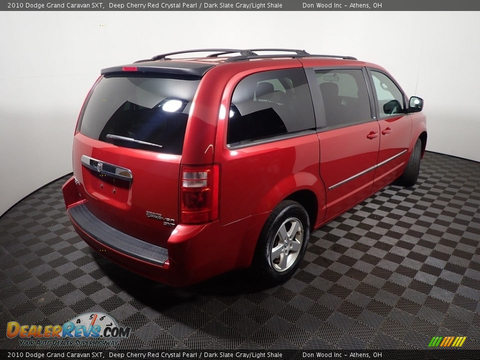 2010 Dodge Grand Caravan SXT Deep Cherry Red Crystal Pearl / Dark Slate Gray/Light Shale Photo #14