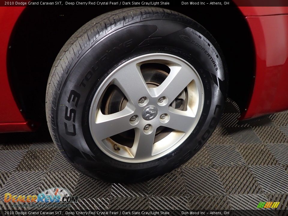 2010 Dodge Grand Caravan SXT Deep Cherry Red Crystal Pearl / Dark Slate Gray/Light Shale Photo #21