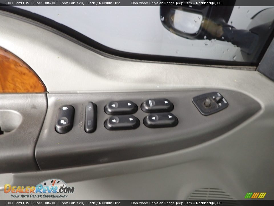 2003 Ford F350 Super Duty XLT Crew Cab 4x4 Black / Medium Flint Photo #12