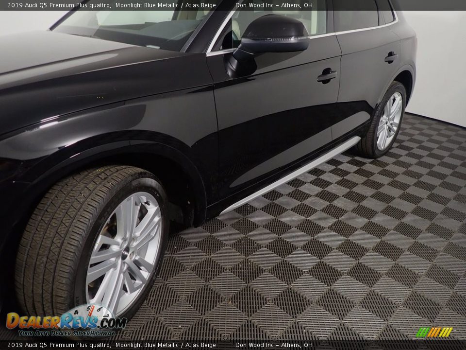 2019 Audi Q5 Premium Plus quattro Moonlight Blue Metallic / Atlas Beige Photo #13