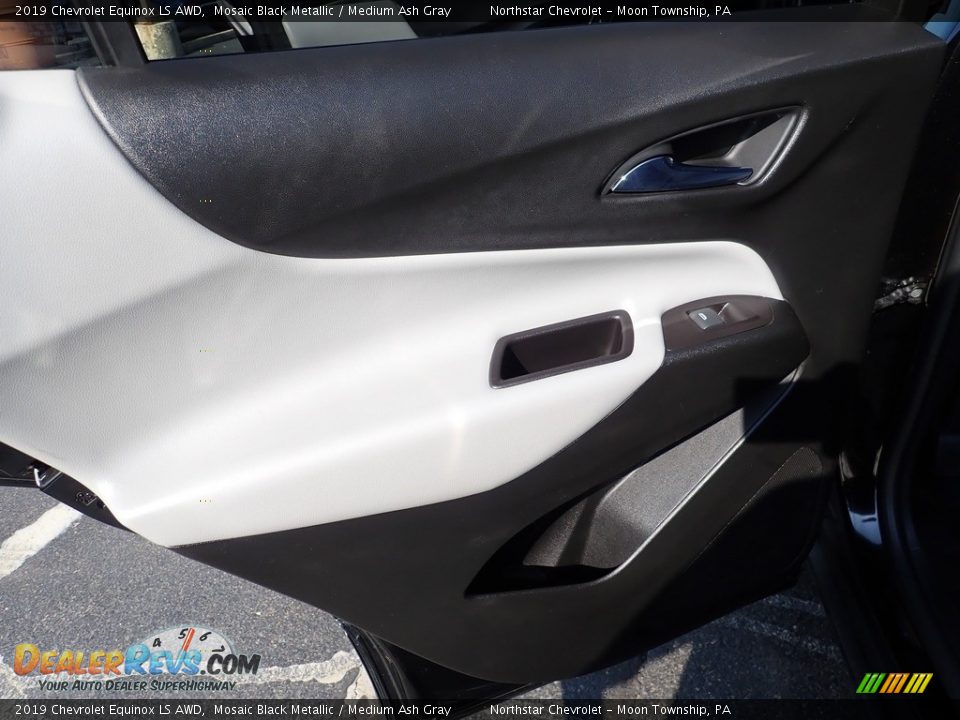 2019 Chevrolet Equinox LS AWD Mosaic Black Metallic / Medium Ash Gray Photo #23