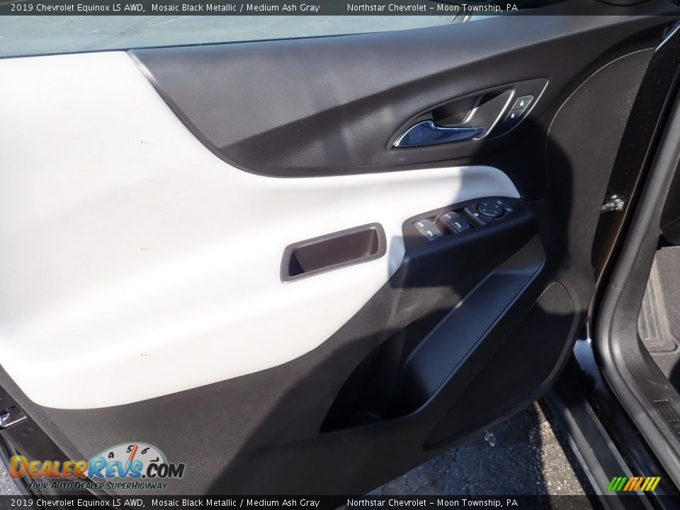 2019 Chevrolet Equinox LS AWD Mosaic Black Metallic / Medium Ash Gray Photo #24