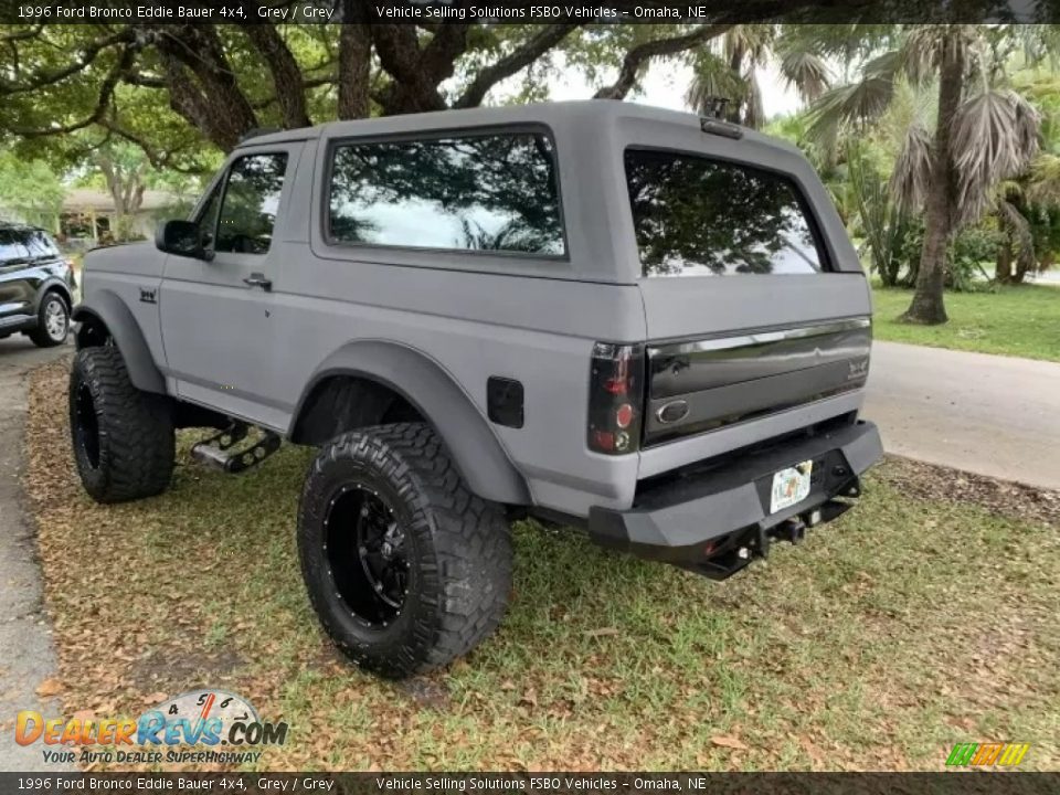 1996 Ford Bronco Eddie Bauer 4x4 Grey / Grey Photo #2