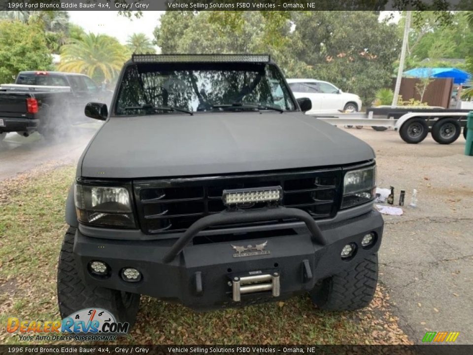 1996 Ford Bronco Eddie Bauer 4x4 Grey / Grey Photo #3