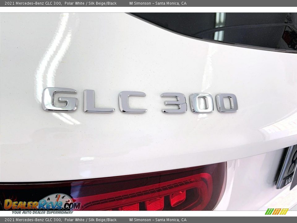 2021 Mercedes-Benz GLC 300 Polar White / Silk Beige/Black Photo #31