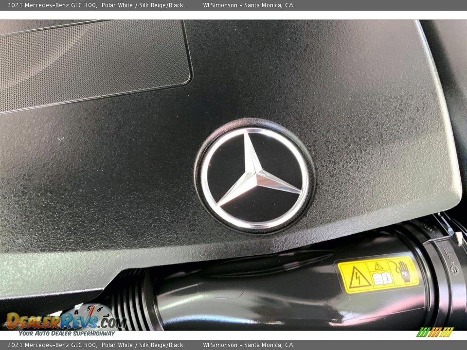 2021 Mercedes-Benz GLC 300 Polar White / Silk Beige/Black Photo #32
