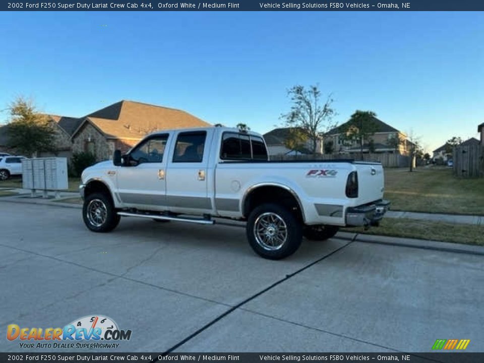 2002 Ford F250 Super Duty Lariat Crew Cab 4x4 Oxford White / Medium Flint Photo #5