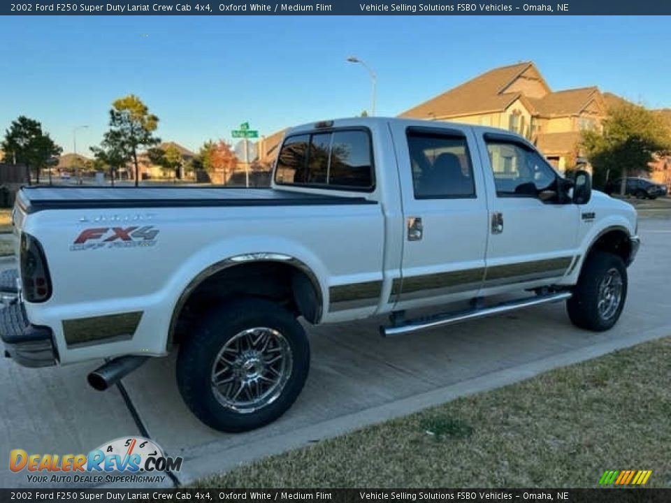 2002 Ford F250 Super Duty Lariat Crew Cab 4x4 Oxford White / Medium Flint Photo #8