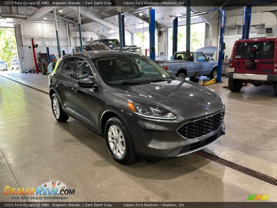 2020 Ford Escape SE 4WD Magnetic Metallic / Dark Earth Gray Photo #2
