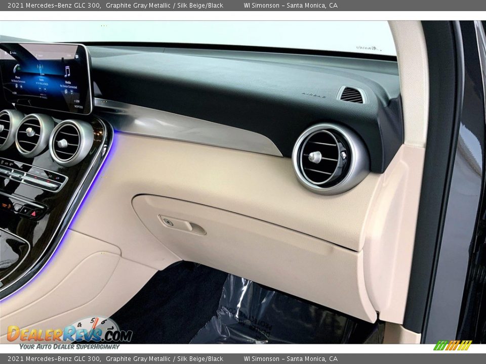 2021 Mercedes-Benz GLC 300 Graphite Gray Metallic / Silk Beige/Black Photo #16