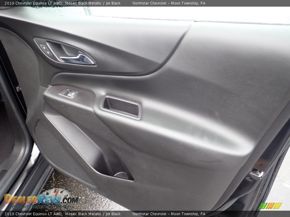 2019 Chevrolet Equinox LT AWD Mosaic Black Metallic / Jet Black Photo #17