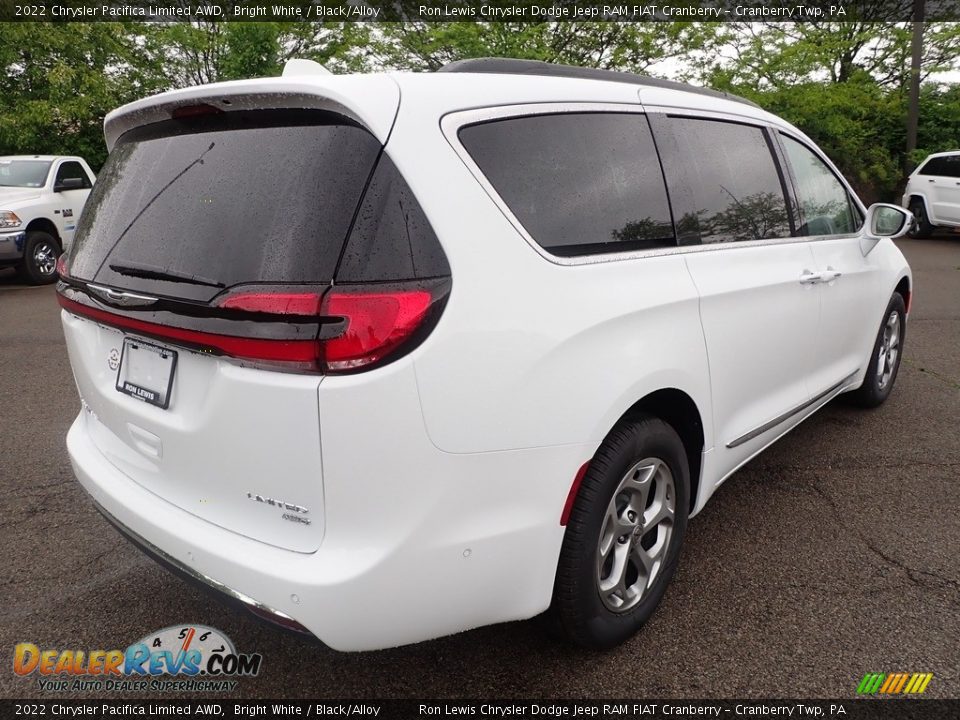 2022 Chrysler Pacifica Limited AWD Bright White / Black/Alloy Photo #5