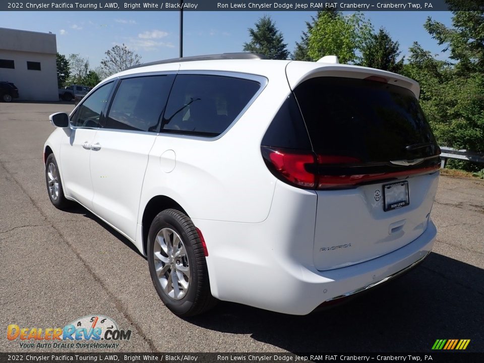 2022 Chrysler Pacifica Touring L AWD Bright White / Black/Alloy Photo #3