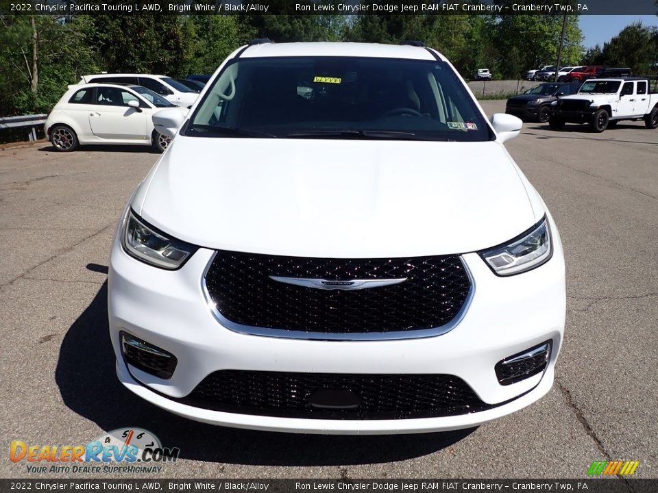 2022 Chrysler Pacifica Touring L AWD Bright White / Black/Alloy Photo #8