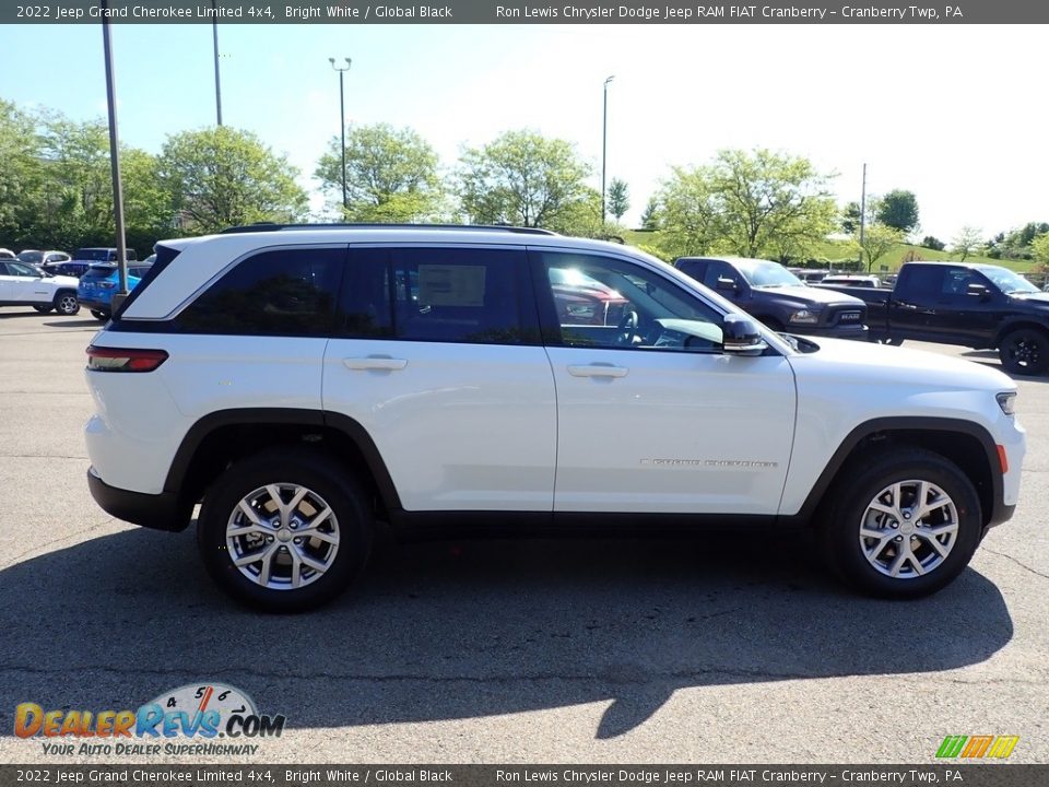 2022 Jeep Grand Cherokee Limited 4x4 Bright White / Global Black Photo #6