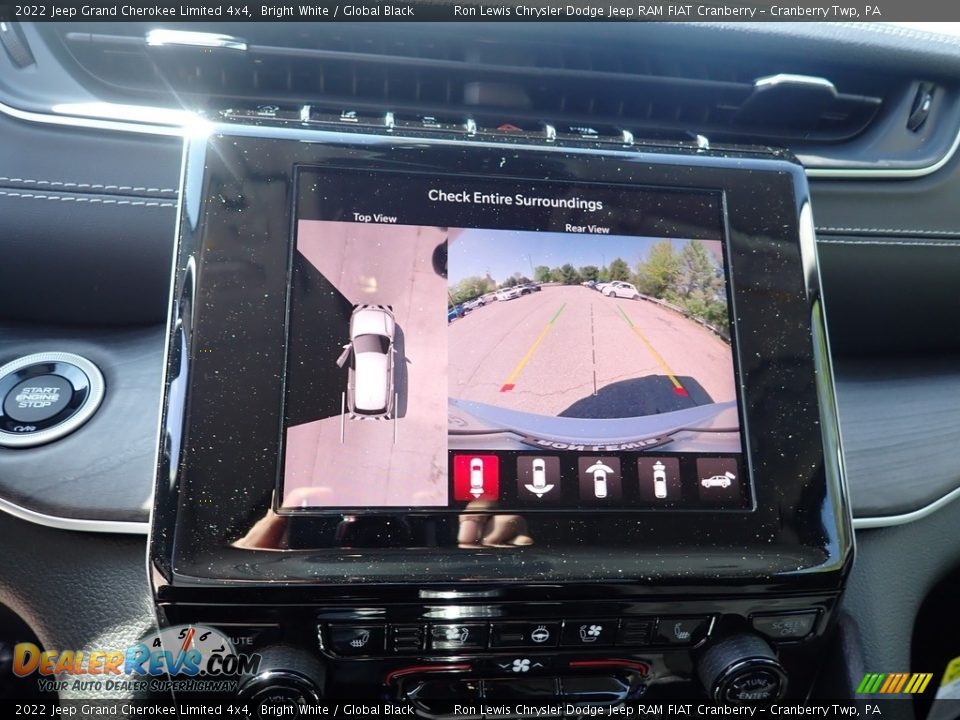 2022 Jeep Grand Cherokee Limited 4x4 Bright White / Global Black Photo #17