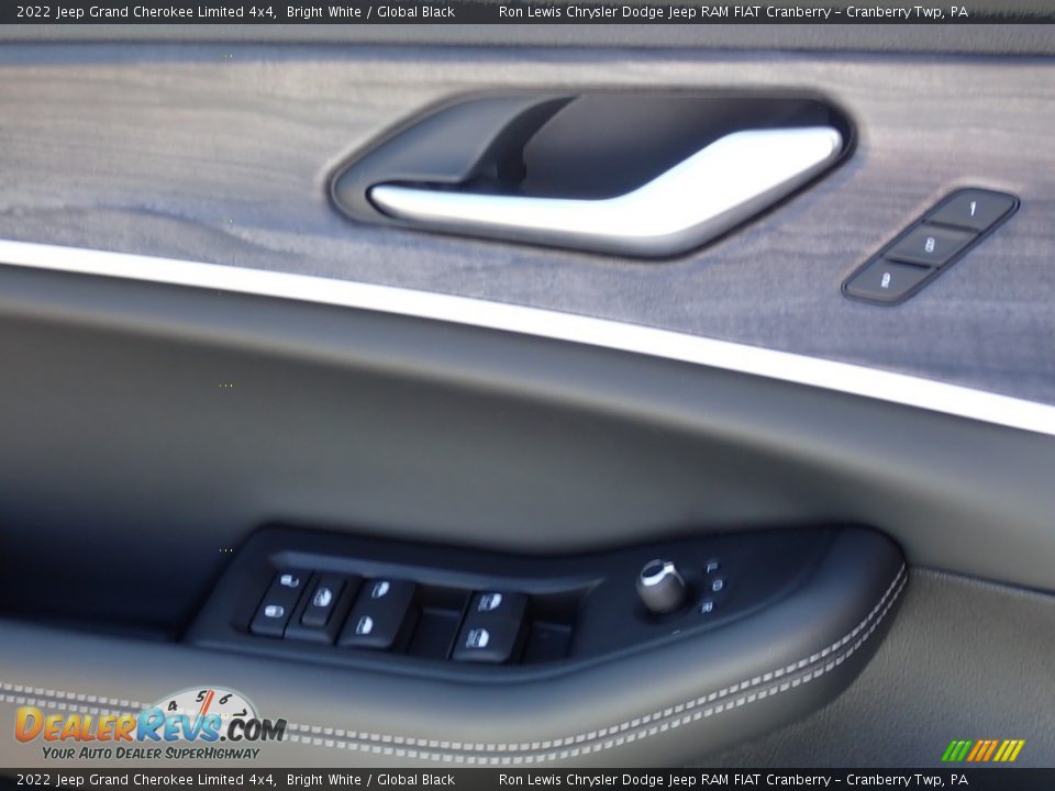 2022 Jeep Grand Cherokee Limited 4x4 Bright White / Global Black Photo #19