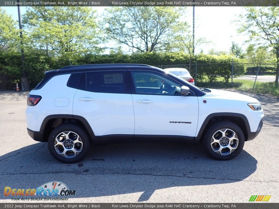 2022 Jeep Compass Trailhawk 4x4 Bright White / Black Photo #6