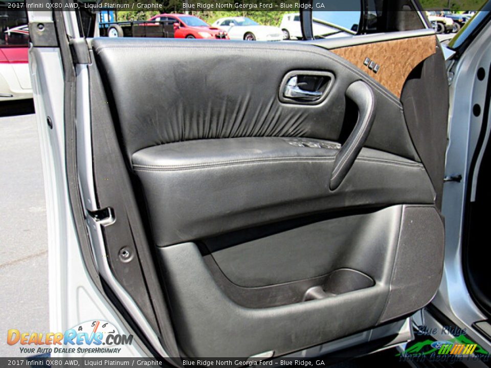 Door Panel of 2017 Infiniti QX80 AWD Photo #10