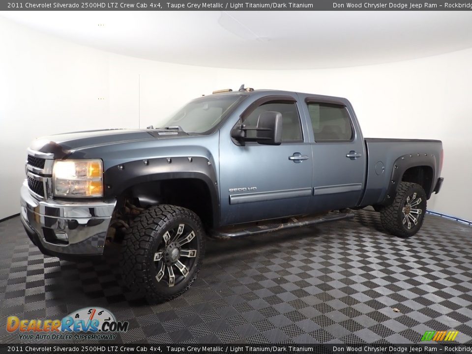 2011 Chevrolet Silverado 2500HD LTZ Crew Cab 4x4 Taupe Grey Metallic / Light Titanium/Dark Titanium Photo #7