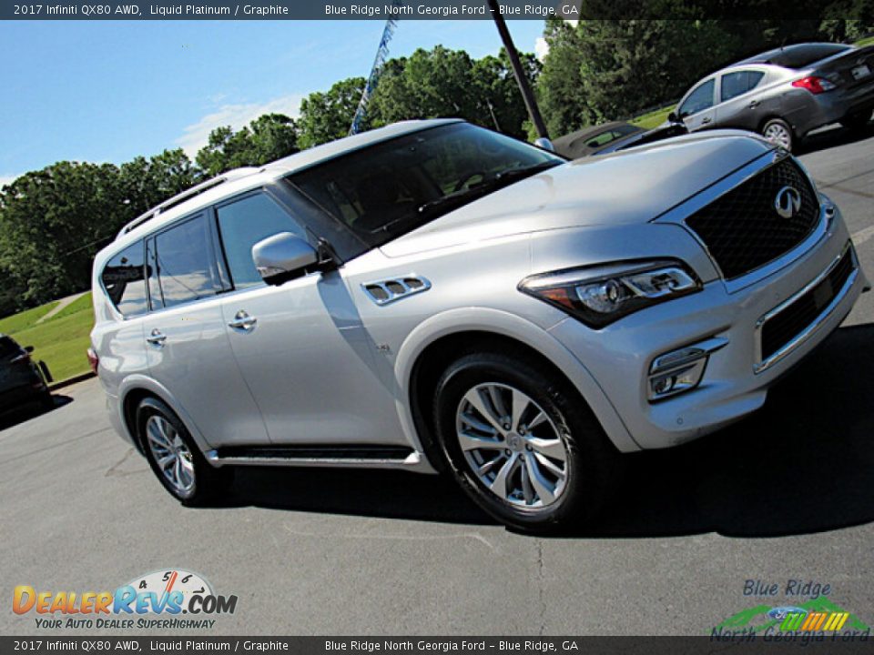 2017 Infiniti QX80 AWD Liquid Platinum / Graphite Photo #28