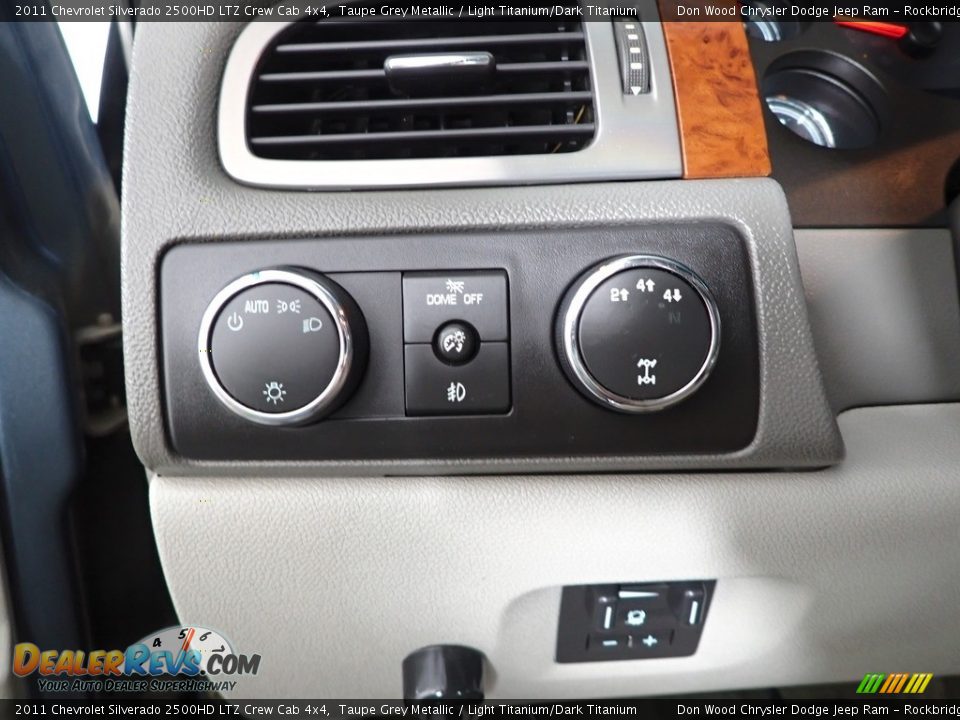 2011 Chevrolet Silverado 2500HD LTZ Crew Cab 4x4 Taupe Grey Metallic / Light Titanium/Dark Titanium Photo #15