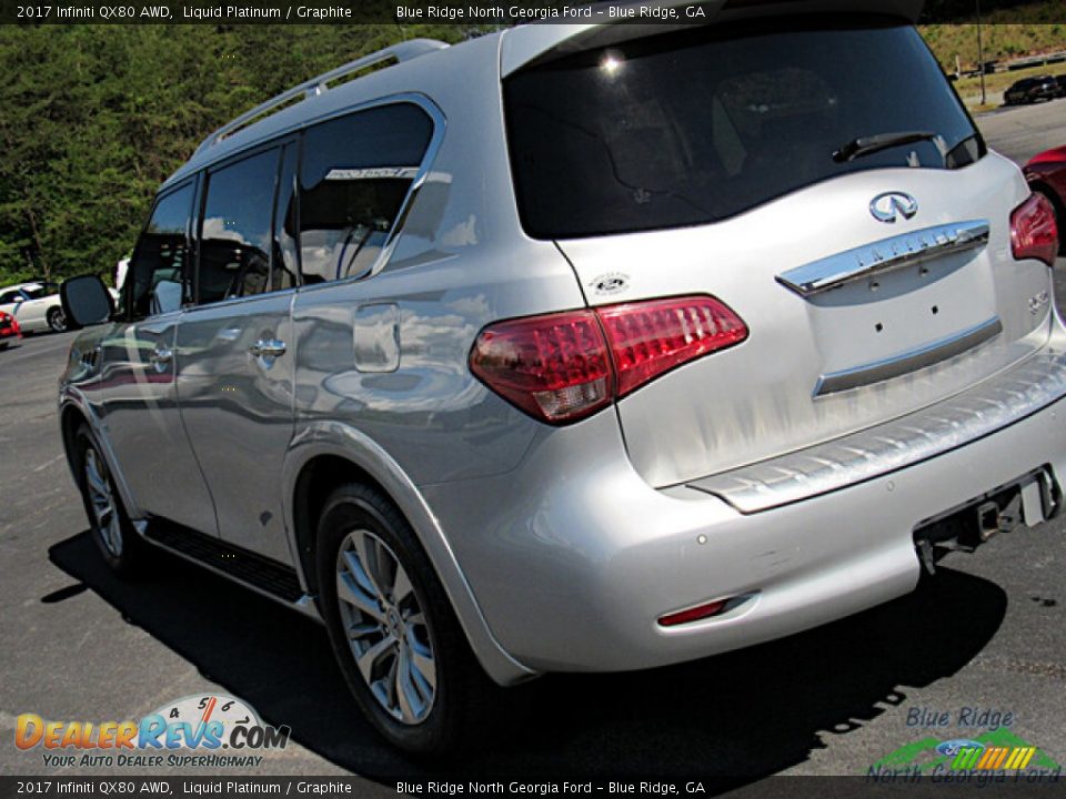 2017 Infiniti QX80 AWD Liquid Platinum / Graphite Photo #30