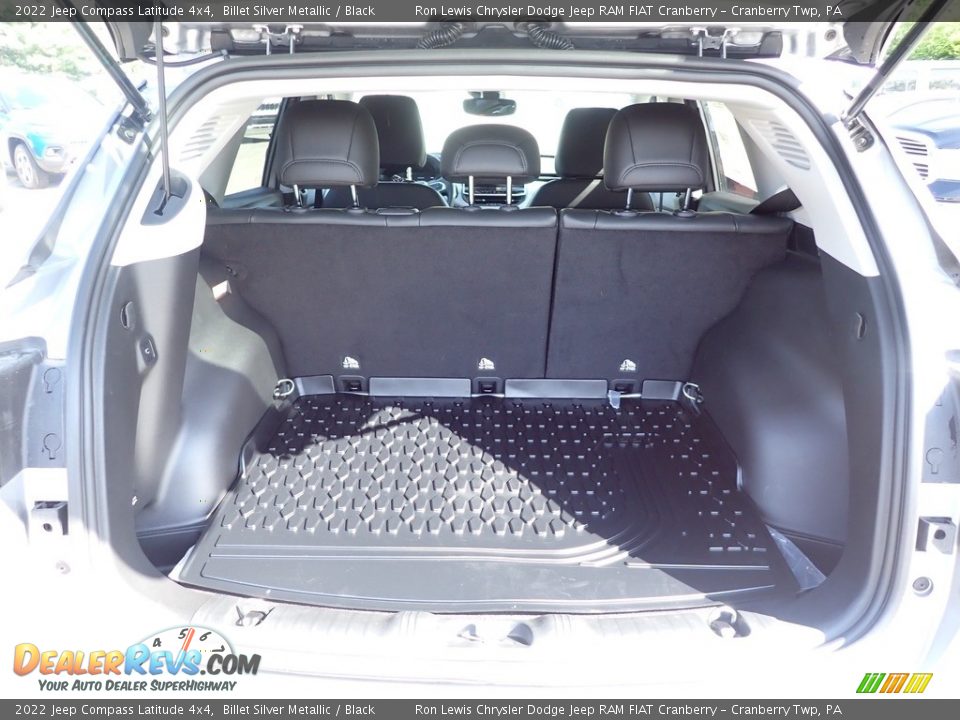 2022 Jeep Compass Latitude 4x4 Billet Silver Metallic / Black Photo #12