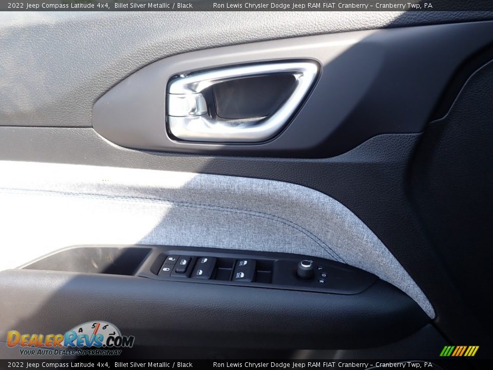 2022 Jeep Compass Latitude 4x4 Billet Silver Metallic / Black Photo #17