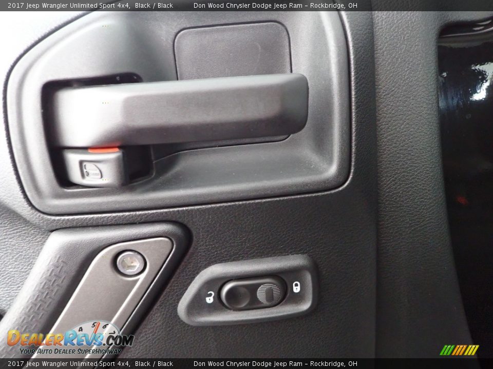 2017 Jeep Wrangler Unlimited Sport 4x4 Black / Black Photo #12