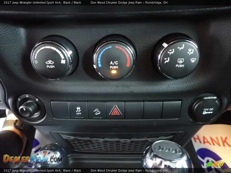 2017 Jeep Wrangler Unlimited Sport 4x4 Black / Black Photo #19