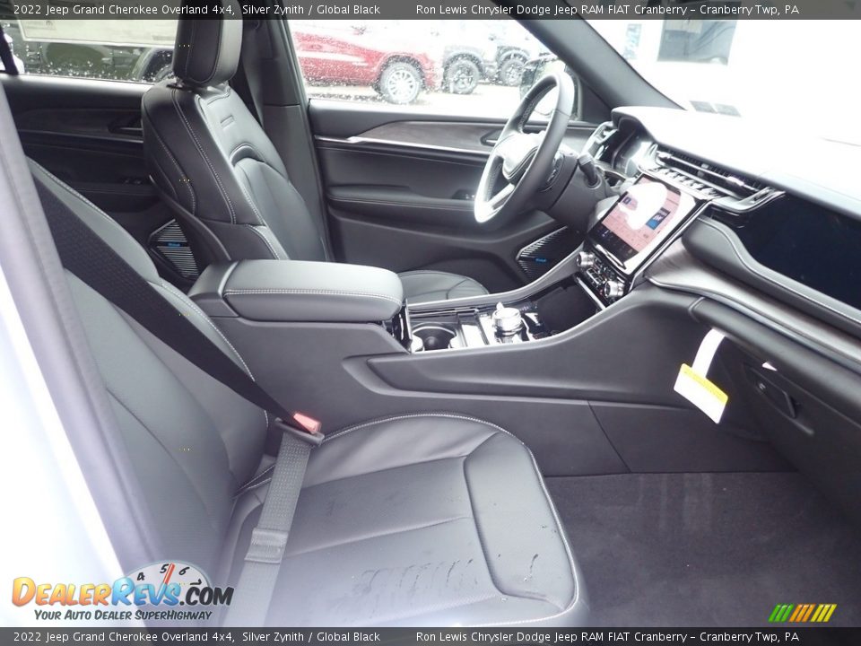 Front Seat of 2022 Jeep Grand Cherokee Overland 4x4 Photo #10