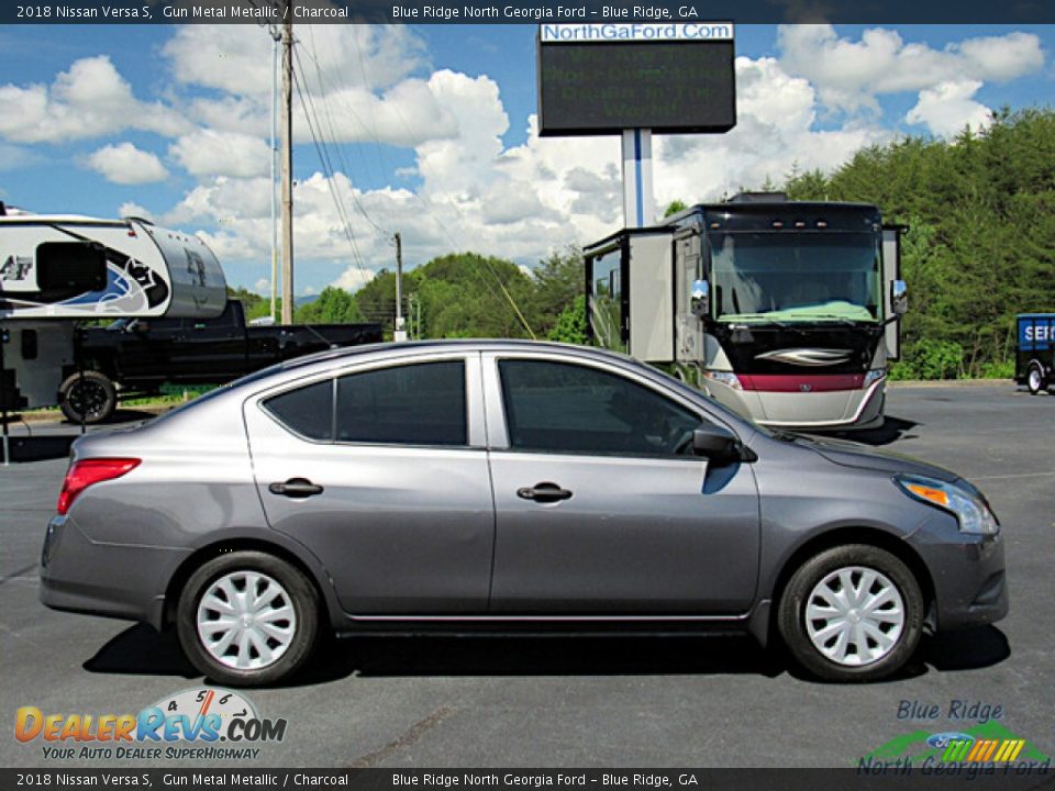 2018 Nissan Versa S Gun Metal Metallic / Charcoal Photo #6