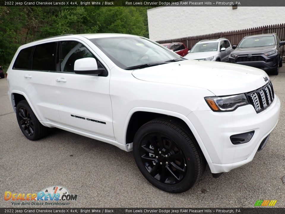 2022 Jeep Grand Cherokee Laredo X 4x4 Bright White / Black Photo #8