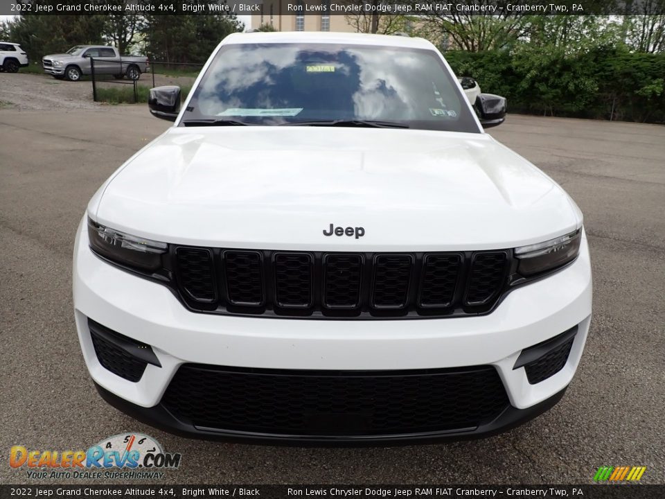 2022 Jeep Grand Cherokee Altitude 4x4 Bright White / Black Photo #8