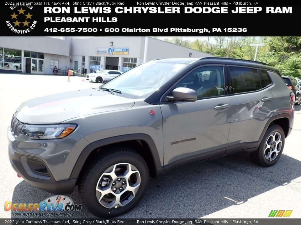 2022 Jeep Compass Trailhawk 4x4 Sting Gray / Black/Ruby Red Photo #1