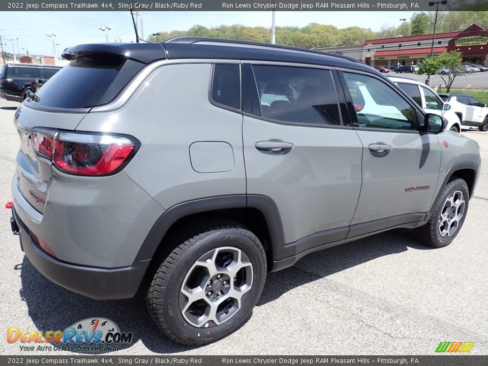 2022 Jeep Compass Trailhawk 4x4 Sting Gray / Black/Ruby Red Photo #6