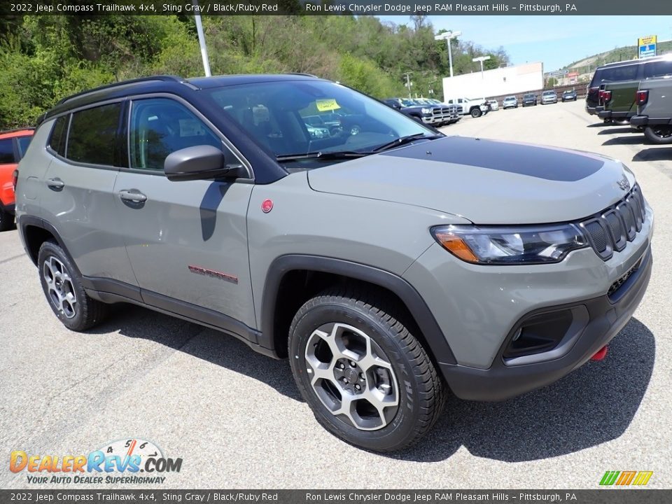 2022 Jeep Compass Trailhawk 4x4 Sting Gray / Black/Ruby Red Photo #8
