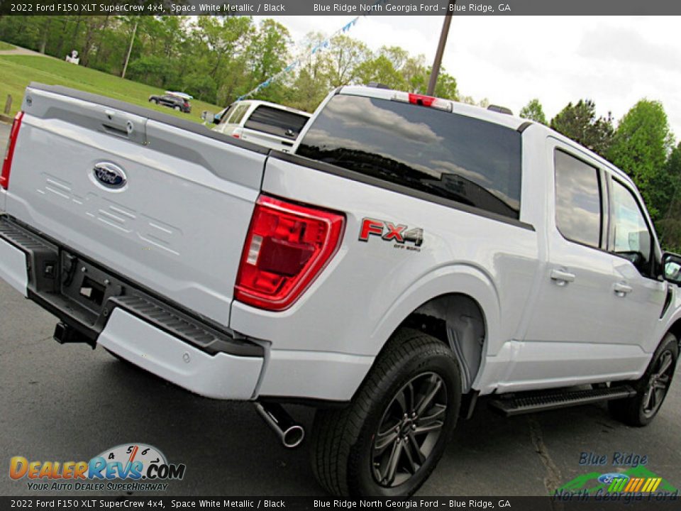 2022 Ford F150 XLT SuperCrew 4x4 Space White Metallic / Black Photo #27