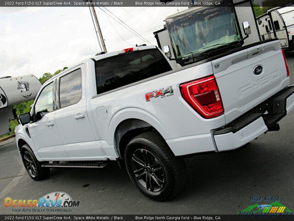 2022 Ford F150 XLT SuperCrew 4x4 Space White Metallic / Black Photo #28