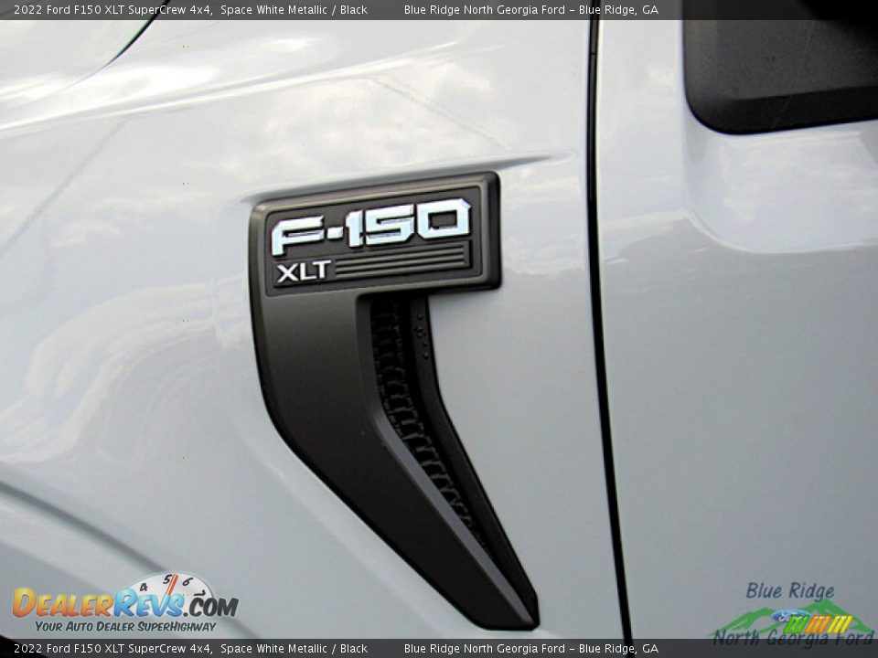 2022 Ford F150 XLT SuperCrew 4x4 Space White Metallic / Black Photo #29